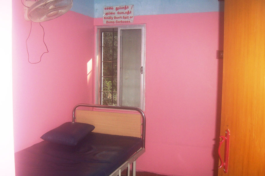 Non AC single room, Chennai Krishna Hospital